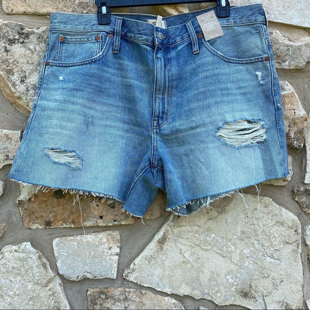 Madewell relaxed denim shorts mid length size 33 NWT